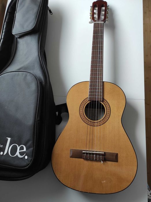 Na sprzedaż gitara marki be. joe. Rozmiar 1/2