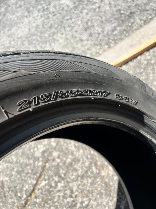 215/55/17 Nexen 2 pneus