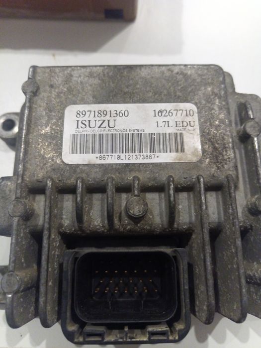 Vendo centralina bomba Opel corsa astra combo 1.7dti/di