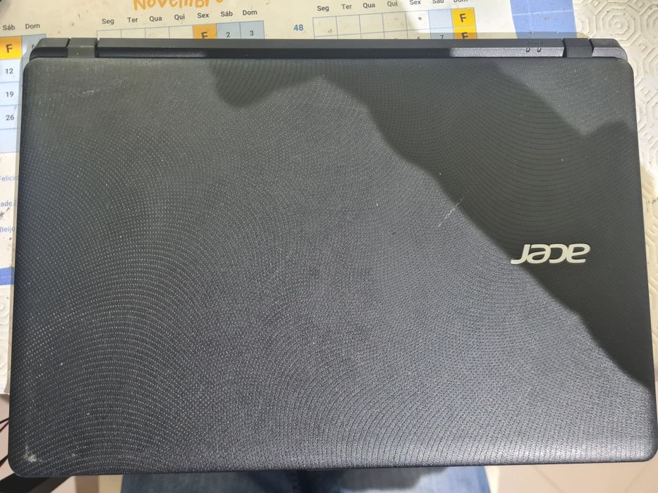 Portátil Acer ES1-331 (Intel N3050/ 4gb ram/ 256gb ssd)