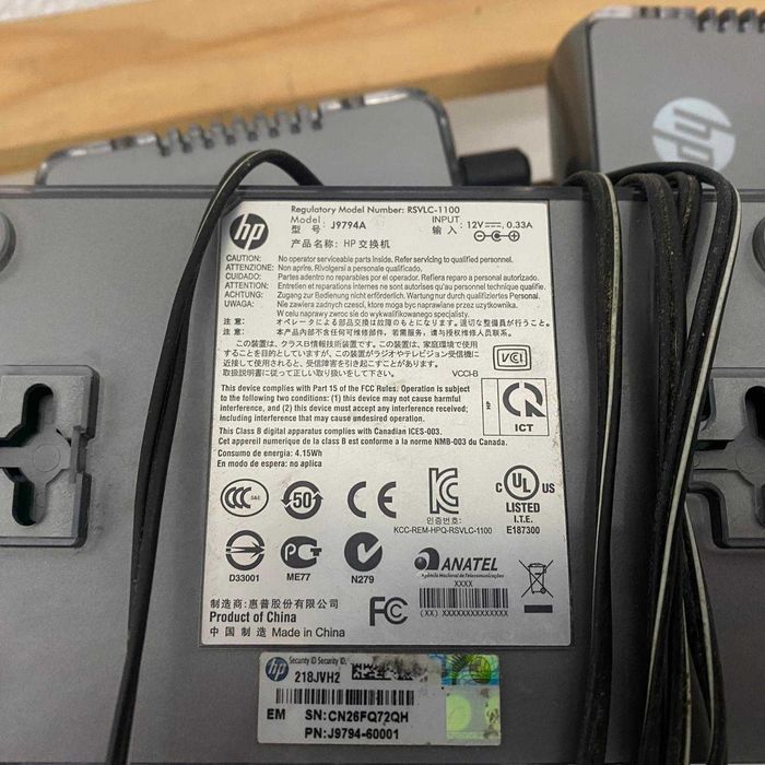 HP Switchs 8 portas - J9794A