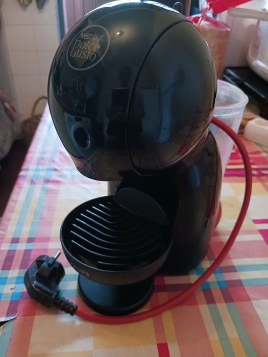 Maquina de cafe dulce gusto