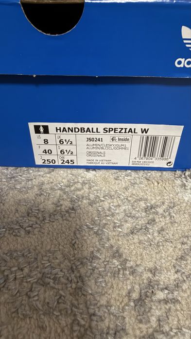 Продам кросівки adidas Handball  spezial