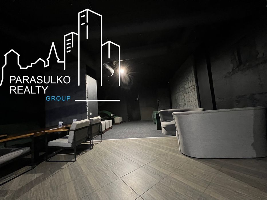 Шикарне приміщення вільного призначення в центрі міста!