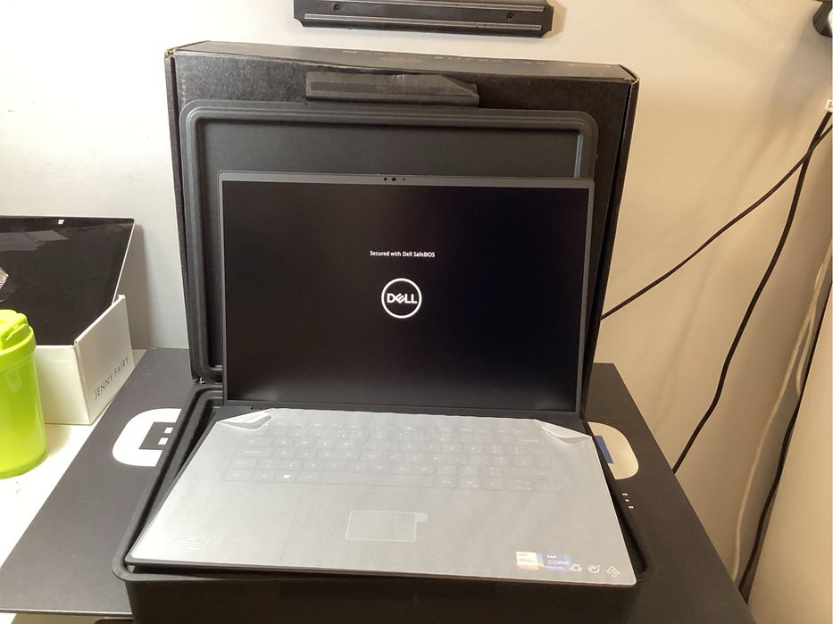 Sklep nowy laptop Dell Precision Workstation 5680 CTO i7 16gb 512gb