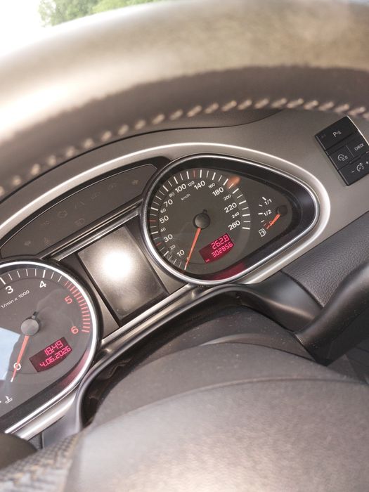 Audi Q7 3.0tdi .