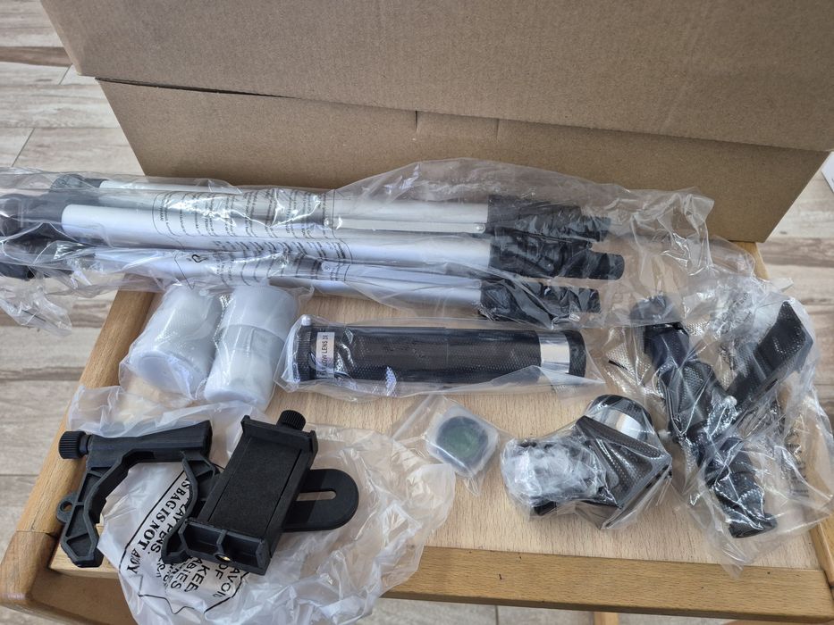 Астрономічний телескоп ESSLNB.