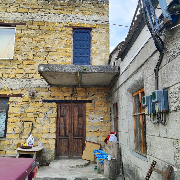 Продам дом по Хаджибеевской дороге в черте города Одессы