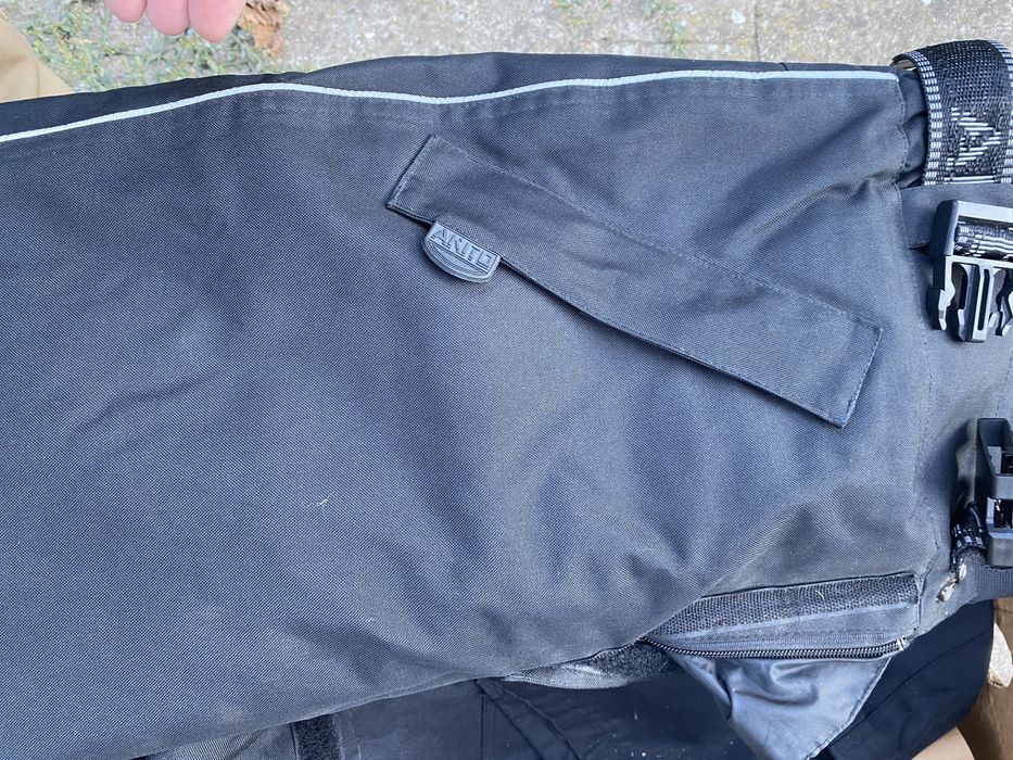 Мотоштани нові  2 шт , б/у-1шт