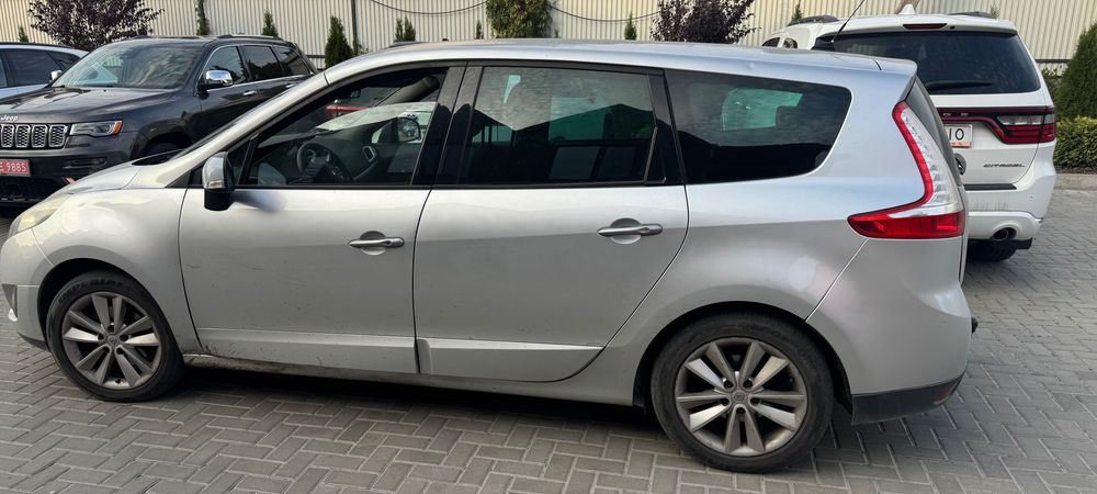 Продам автомобіль