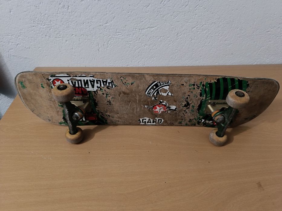 Skate de truques usado