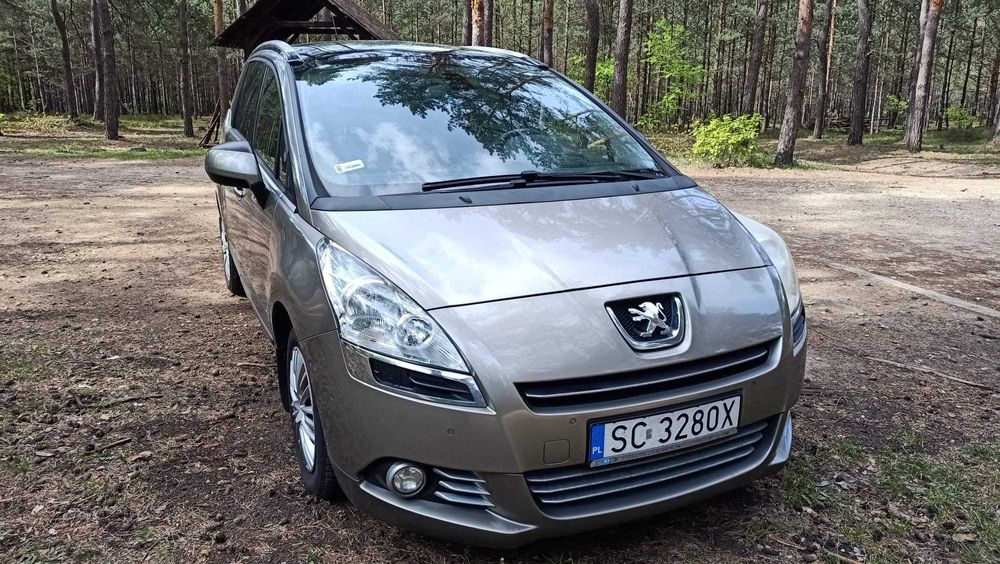 Peugeot 5008 2.0 hdi 150km wersja premium