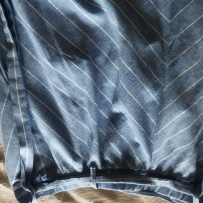 Vendo saia midi azul