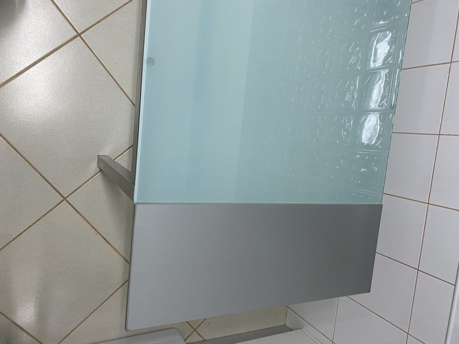 Mesa extensível com tampo em vidro, urgente