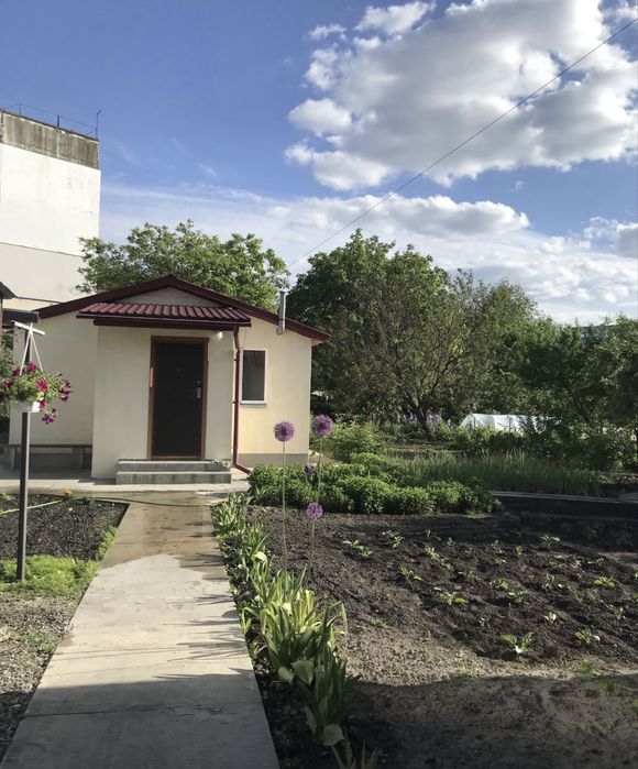 Продаж Двух Будинків на 8 сот 36 кв.м та 45 кв.м Генератор Центр міста