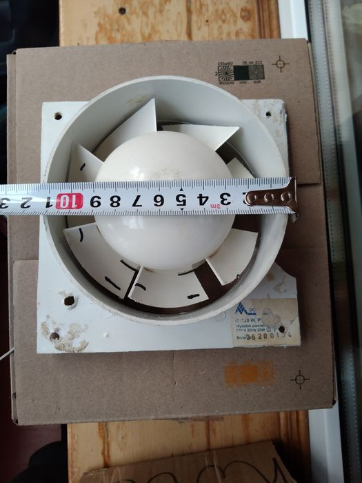 Вентилятор вытяжной на запчасти