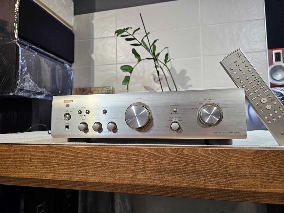 Підсилювач Denon PMA-700AE