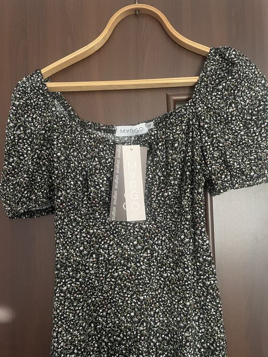 літня сукня міді