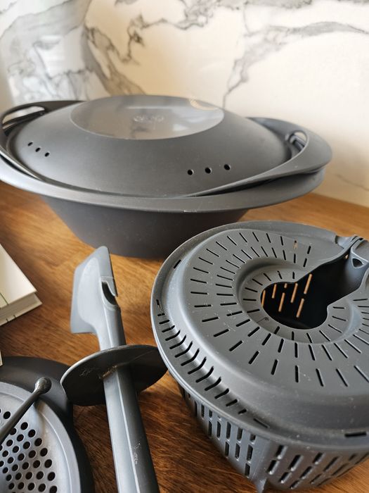 Thermomix TM 6 z akcesoriami i książkami