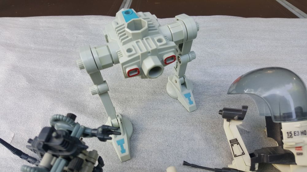 Zabawka pojazdy robot Star Wars TOMY HASBRO Spacelink lego statki