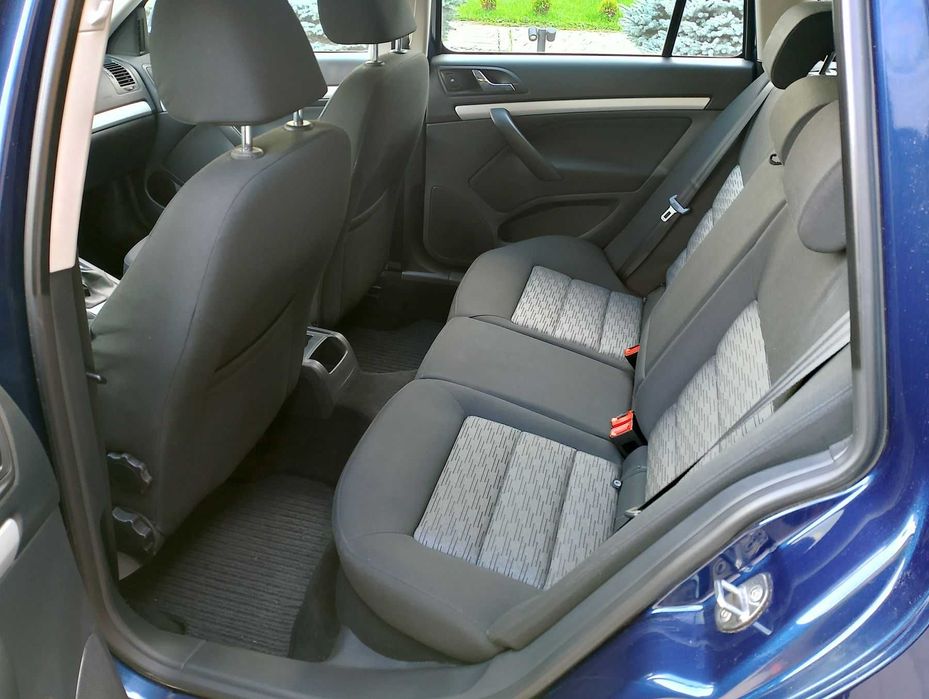 Skoda Octavia FL 1.4 benzyna 2010r. 122KM Klima Dzienne Grzane Fotele