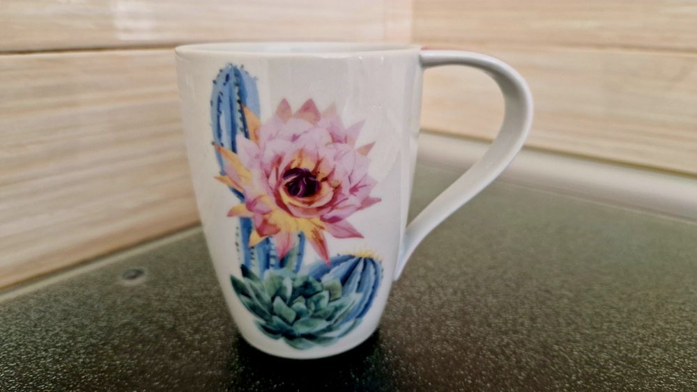 Caneca de porcelana Loja do Gato Preto