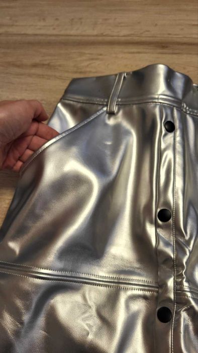 Спідниця з екошкіри і топ