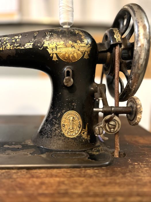 Oryginalna sprawna maszyna Singer