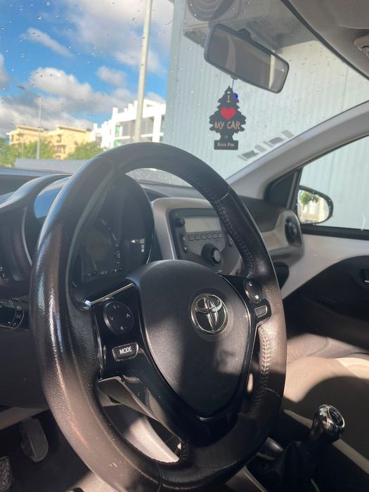 Toyota Aygo — fotografia 10