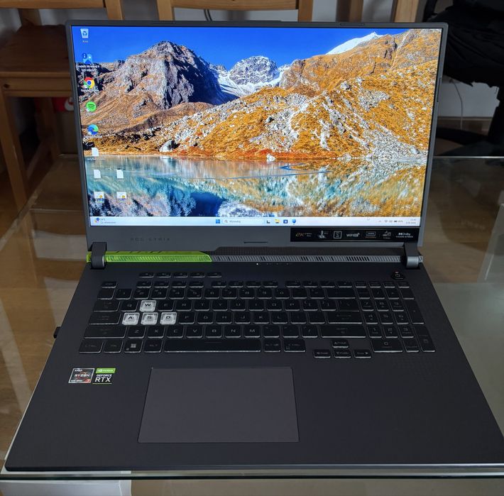 ASUS ROG Strix G17 R7 (RTX 3060/ 16gb/240HZ)