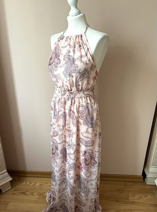 Sukienka z odkrytymi plecami boho hippie na wesele na wyjście