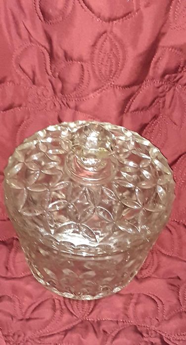 Bomboneira em Vidro Muito Antigo