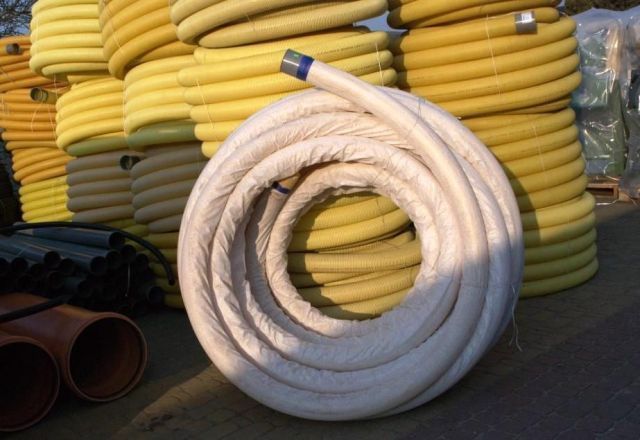 Трубы дренажные Ø 50, 100, 160, 200, 315 мм. Склад производителя