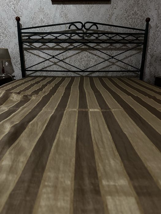 Cama casal em ferro + colchao 200X145