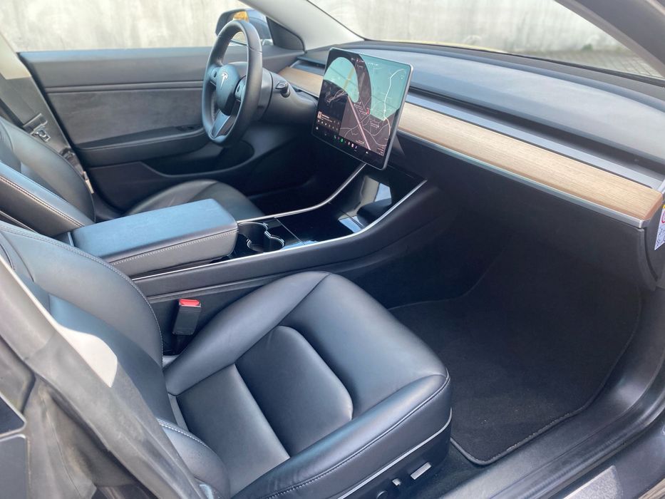 Tesla Model 3 SR+ 325cv
