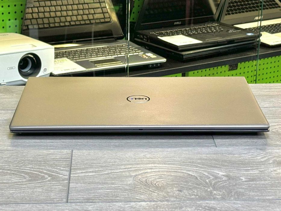 Ноутбук Dell Vostro / Intel i7 / 16 DDR4 / 1Tb SSD / GeForce MX330