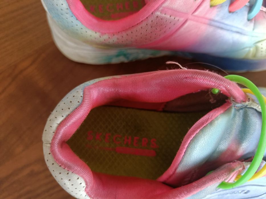 Dziewczęce buty skechers rozmiar 31
