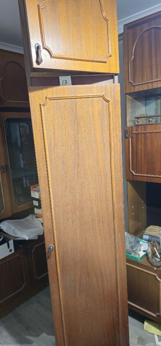 продам меблева стінку