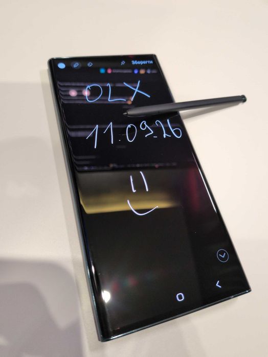 Смартфон Samsung Galaxy S22 Ultra 12/512