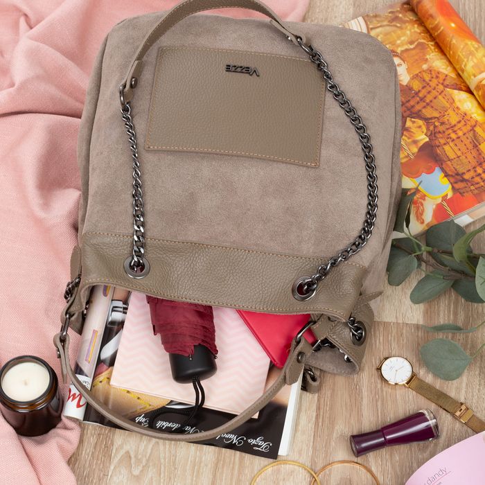 VEZZE torebka zamszowa damska worek z łańcuszkiem V500 taupe