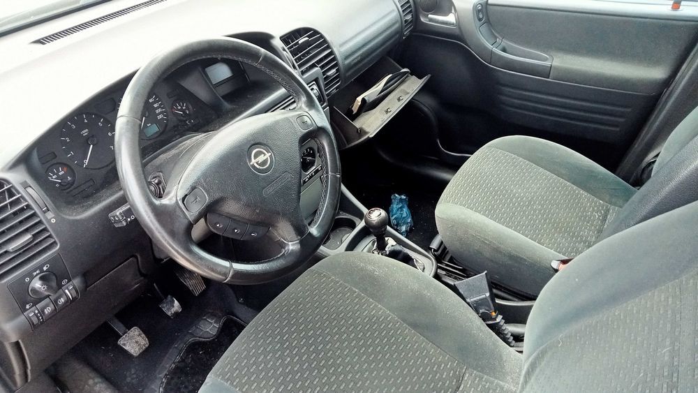 Temos para peças Opel Zafira Gasolina
