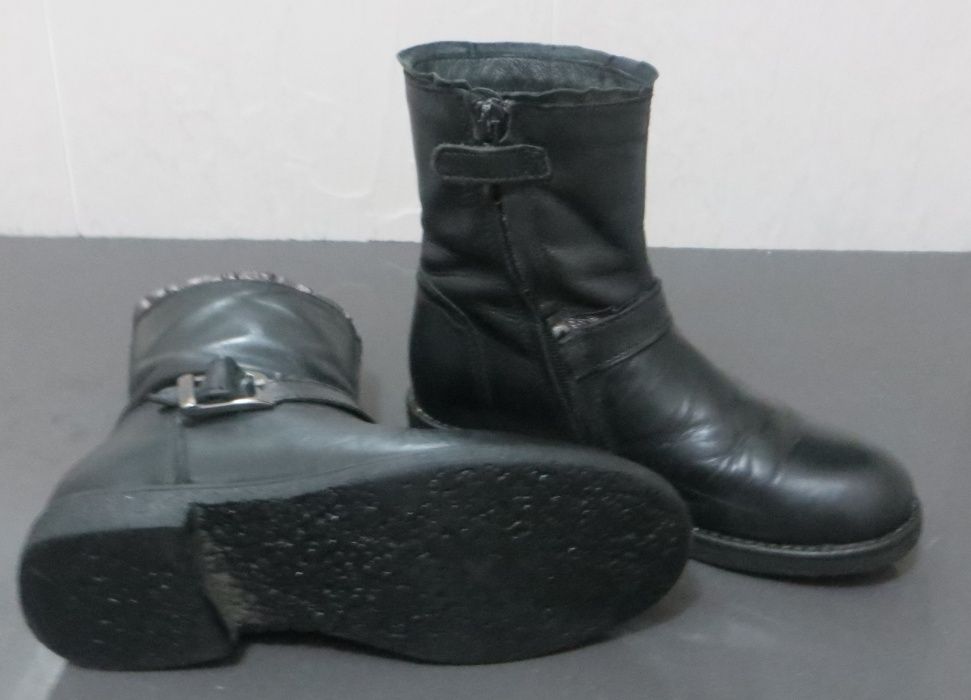 Botas Pele Genuína Nº 32 Fabricado Portugal, forradas tecido almofadad