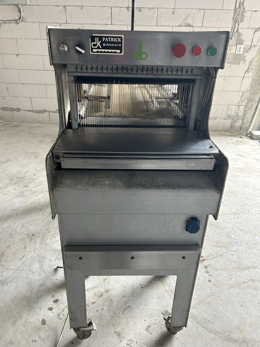 Хліборізальна машина