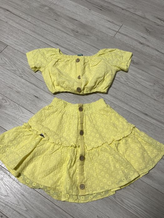 Костюм для дівчинки