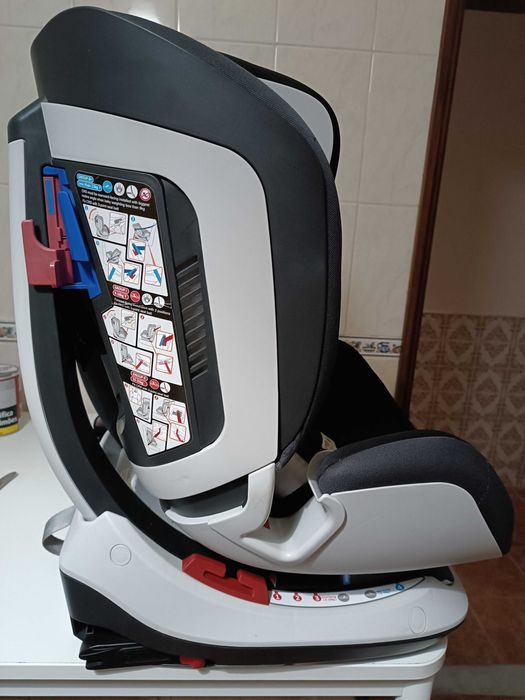 Cadeira auto Chicco até 25kg