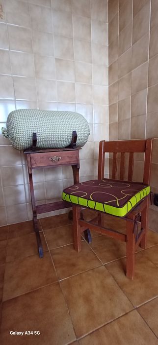 Renda Bilros almofada e suporte madeira