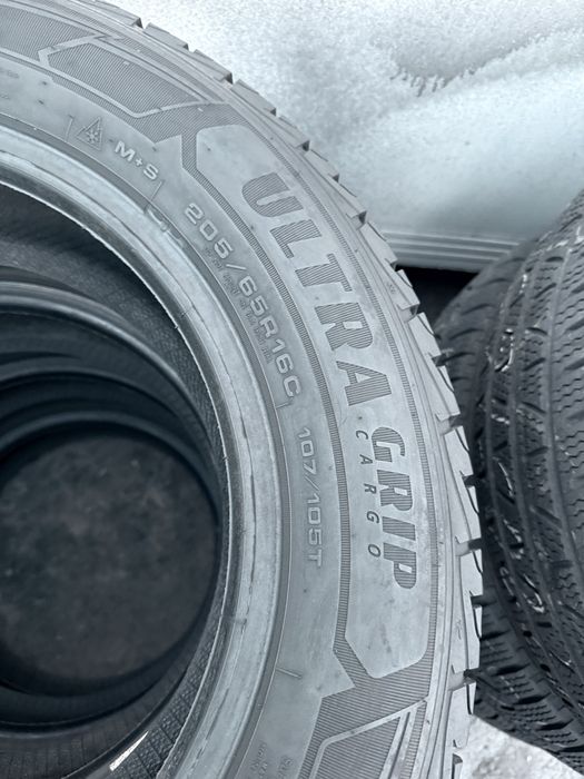 205 65 16 Goodyear UltraGrip Cargo Шини Зима