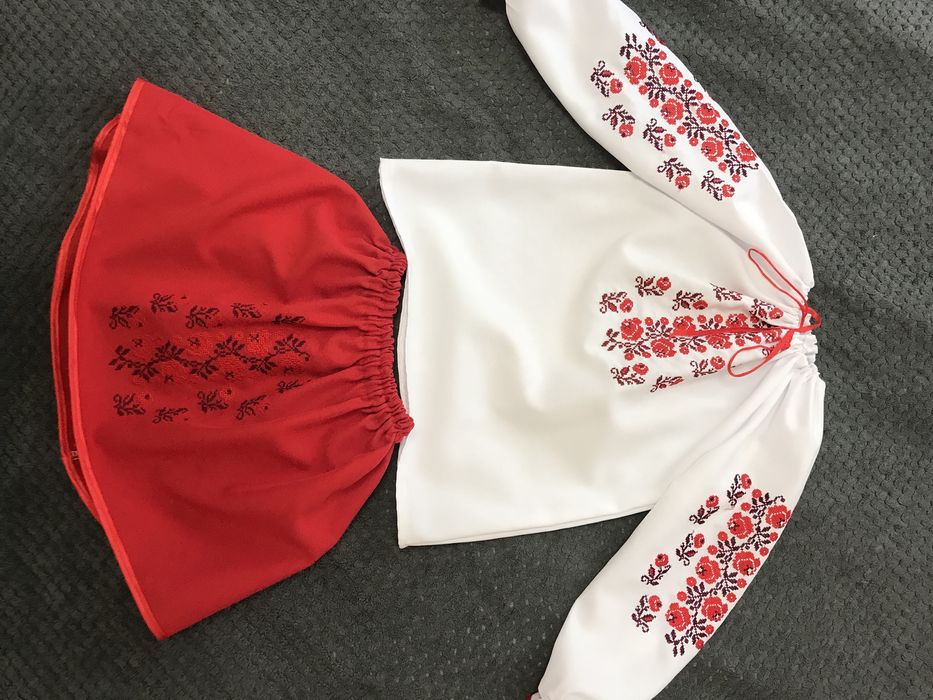 Український костюм на дівчинку 3-5 років