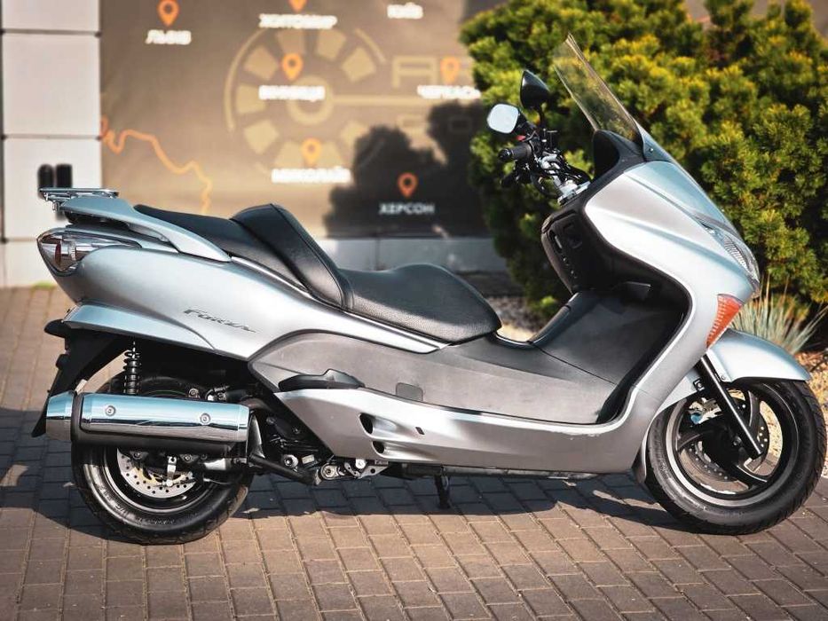 Японський Максі-скутер Honda Forza 250 Z MF08 в Арт мото Житомир