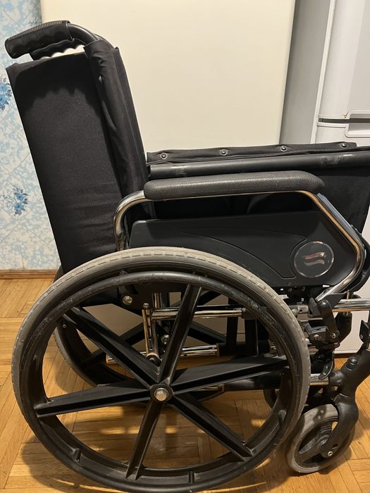 Инвалидная коляска ,,Breezy ‘’ .